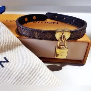 Louis Vuitton Lock Me in Love Monogram Heart Padlock Bracelet 17 keep it twice
